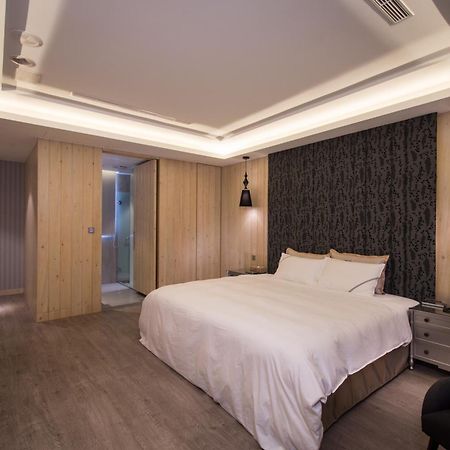 U-Her Hotel Ταϊχούνγκ Εξωτερικό φωτογραφία